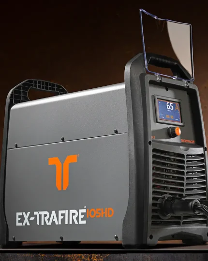 EX-TRAFIRE 105 HD , %100 sürekli kesimde 35 mm , aralıklı kesimde 50 mm ‘ye kadar hassas kesim yapabilen taşınabilir bir elle plazma kesim makinesidir.